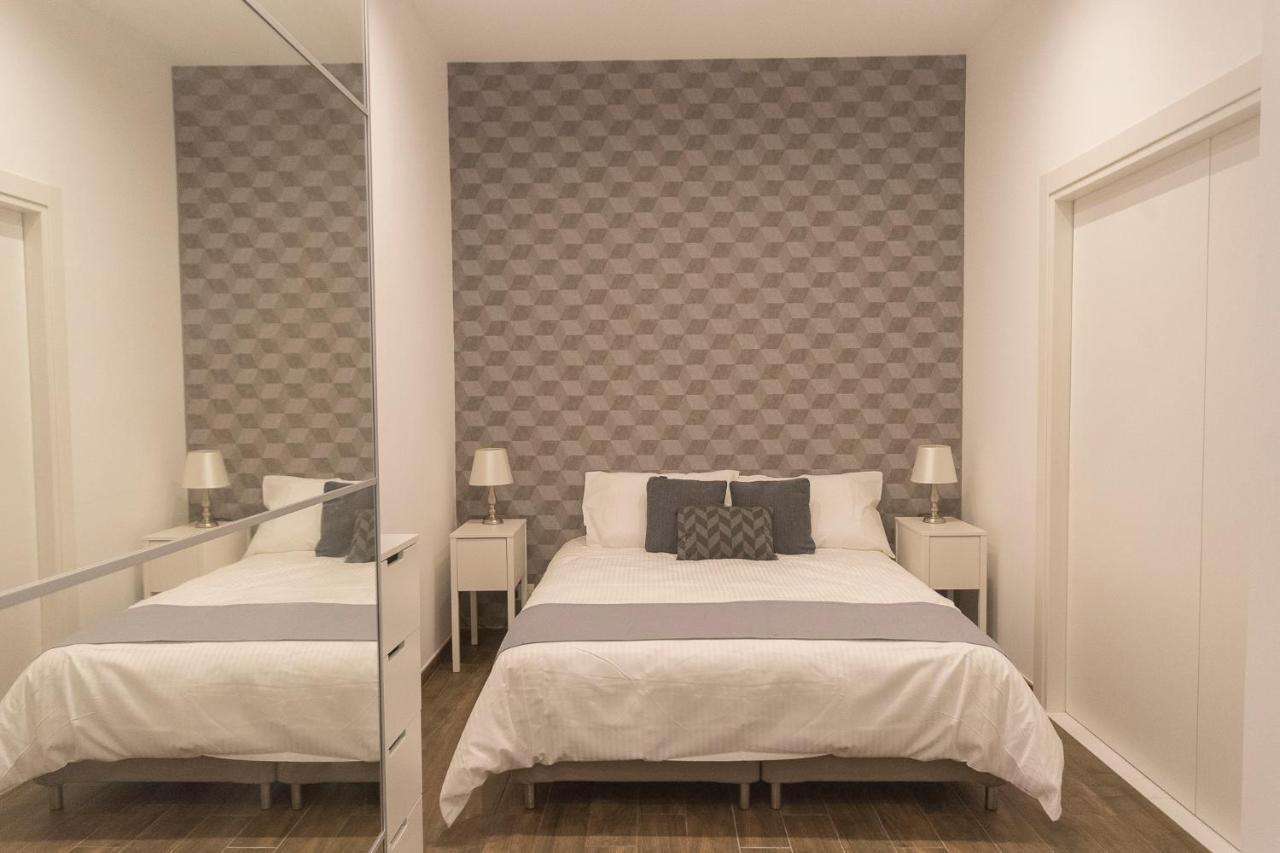4 Bedroom Apartment Near Sliema Seafront מראה חיצוני תמונה