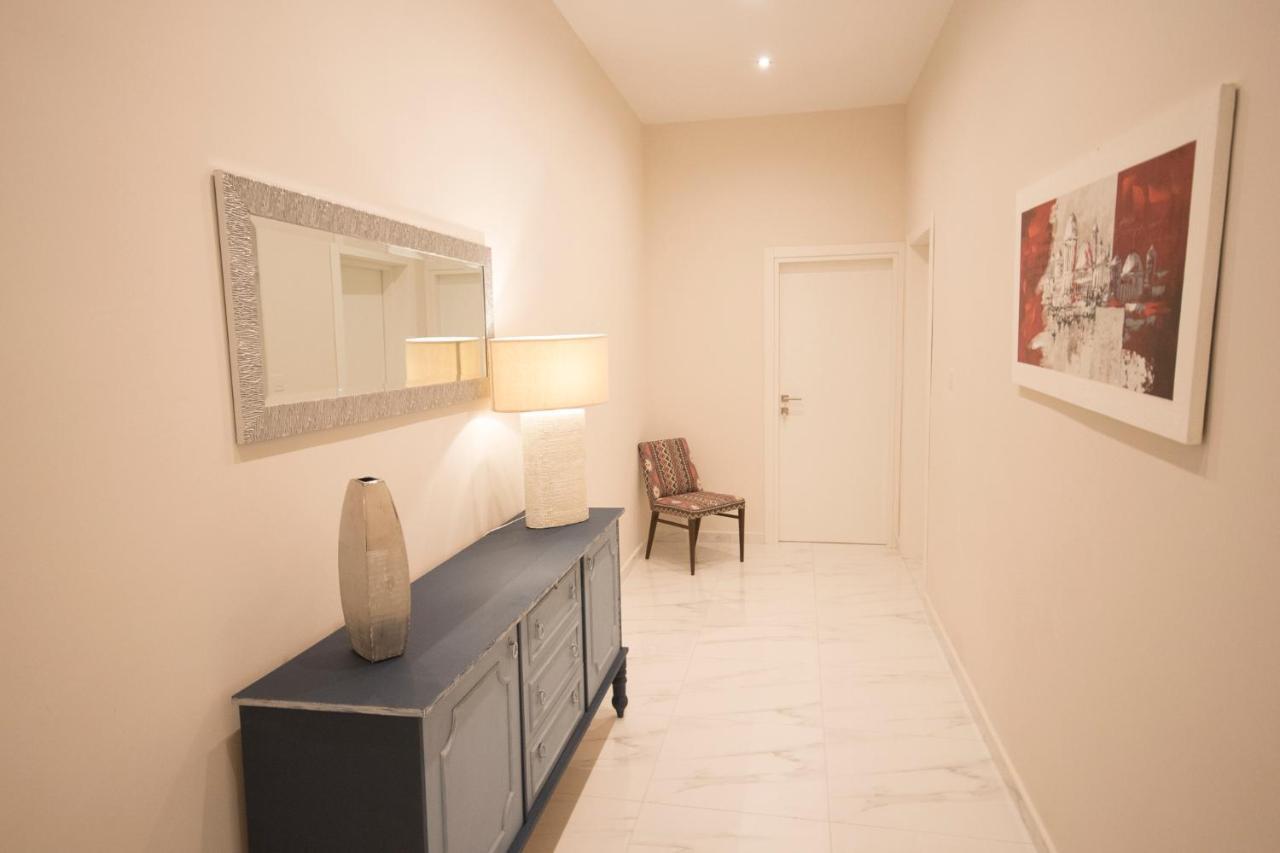 4 Bedroom Apartment Near Sliema Seafront מראה חיצוני תמונה